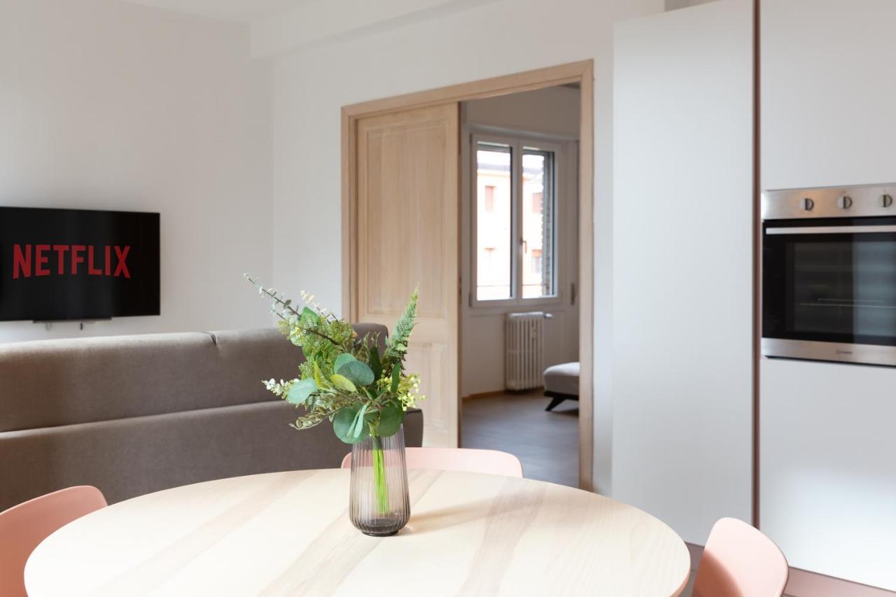New Exclusive Melegnano Apartments- Near Train Station Exterior foto