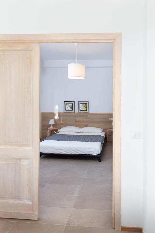 New Exclusive Melegnano Apartments- Near Train Station Exterior foto