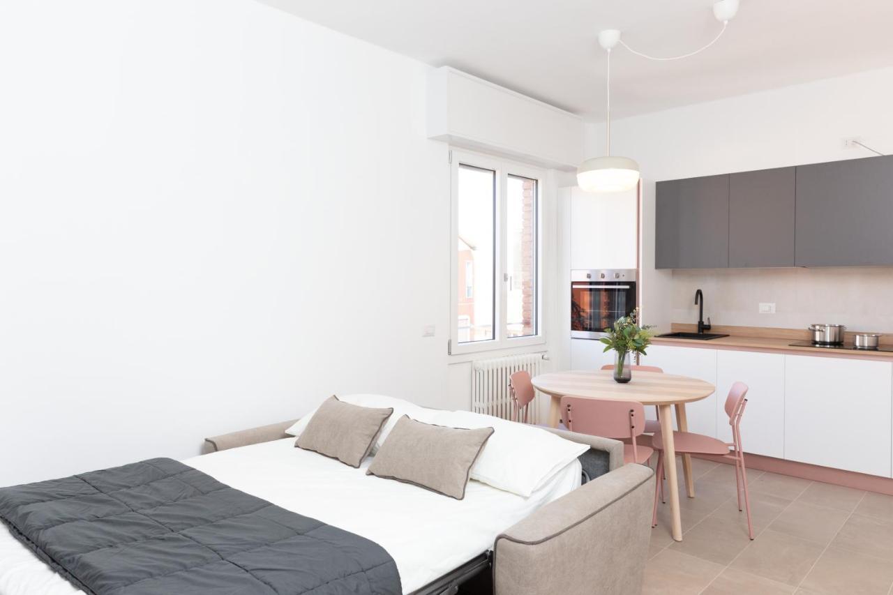 New Exclusive Melegnano Apartments- Near Train Station Exterior foto